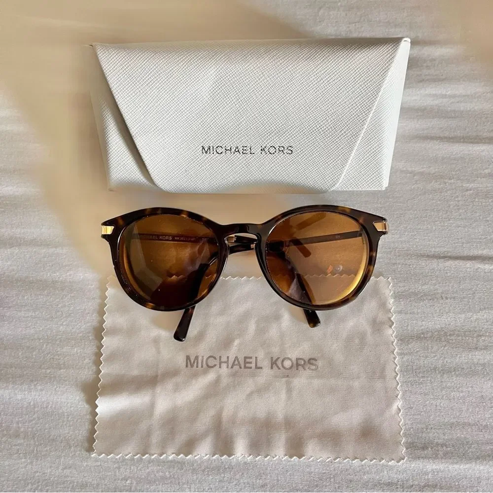 Michael Kors Tortoise Sunglasses with Gold Accents round brown lens rx